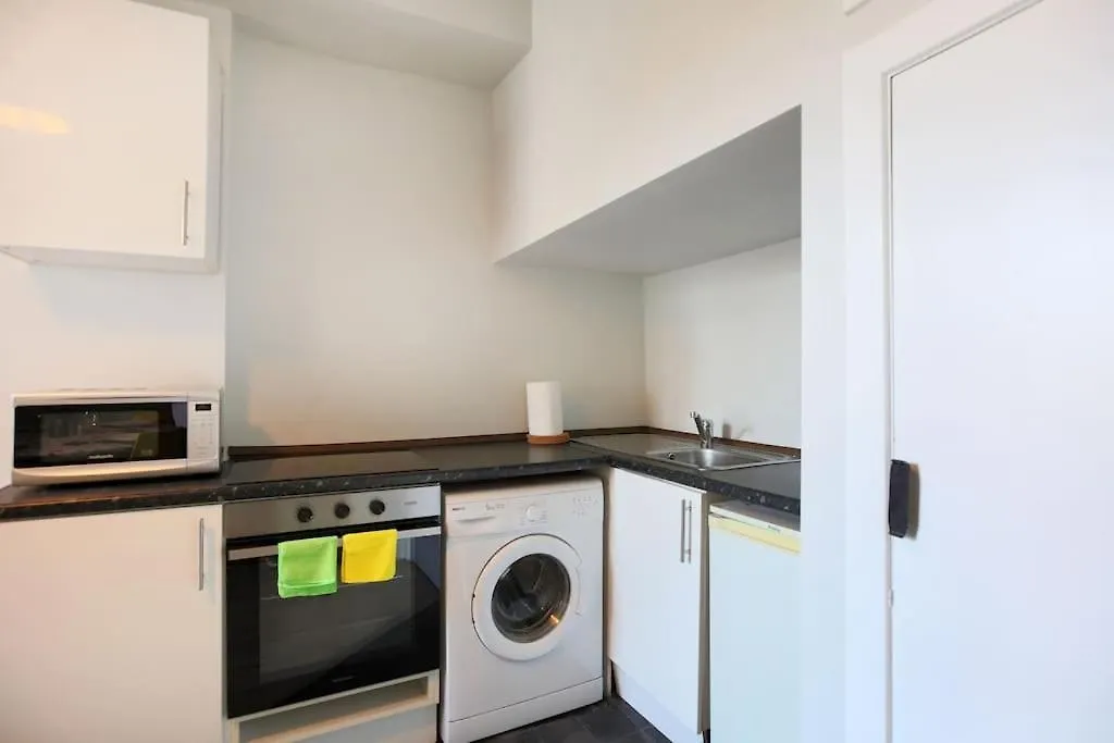 Cosy & Central Broughton 2Br Apt Near City Centre Edinburgh Apartment