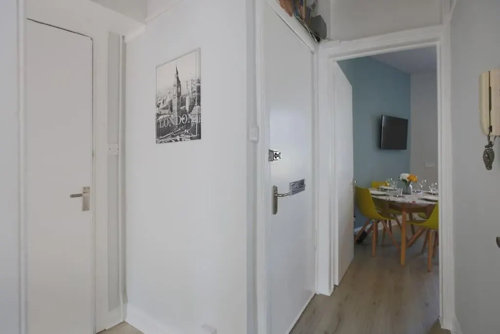 Cosy & Central Broughton 2Br Apt Near City Centre Edinburgh